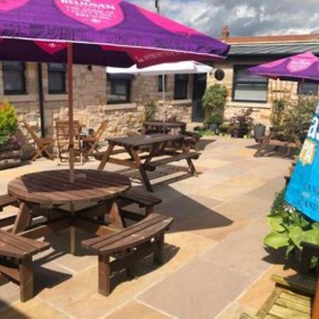 The Masons Arms Bed & Breakfast Norham Dış mekan fotoğraf
