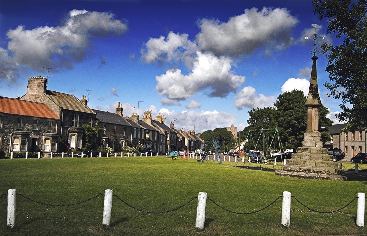 The Masons Arms Bed & Breakfast Norham Dış mekan fotoğraf